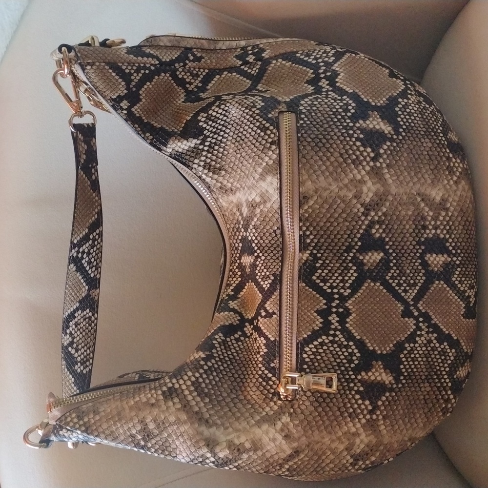 Handbag - Picture 2 of 6